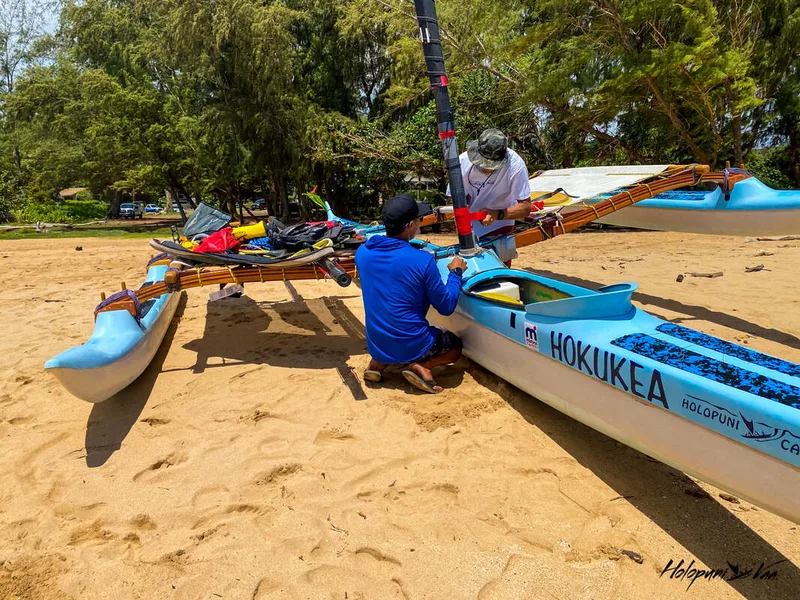 Holopuni canoe