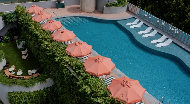 Fibreglass sun loungers Standard Hotel